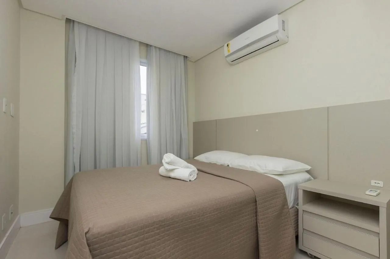 Апартаменты Riomaggiore 201 -Lindo Apartamento 200M Da Praia De Bombas - Excelente Custo Beneficio - Roupas De Cama E Toalhas Inclusas. Бомбиньяс